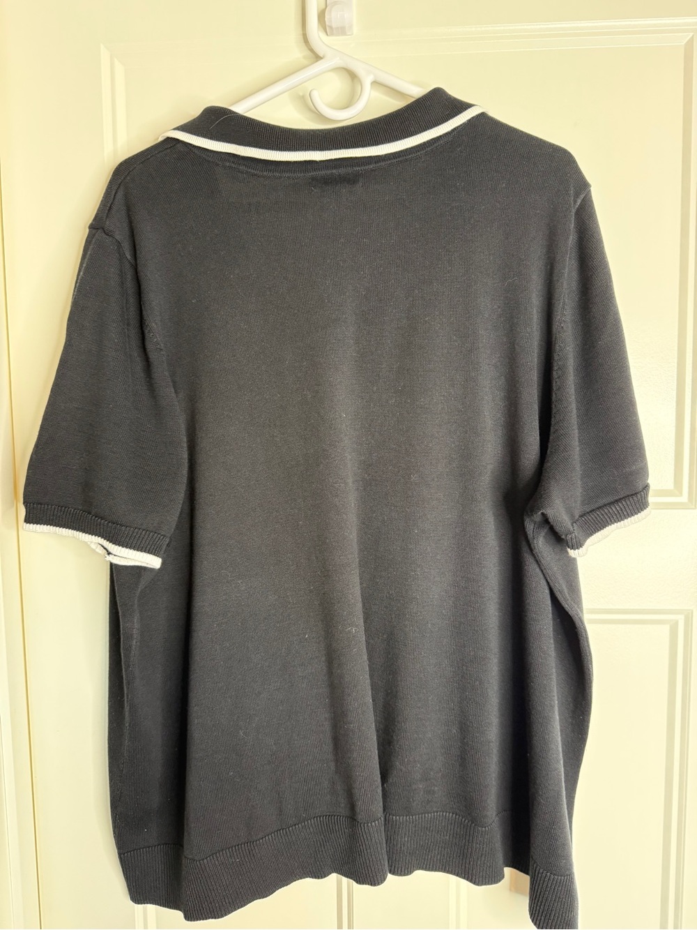 Women’s Halogen Black Knit Polo with White Trim, 3X - Picture 5 of 12